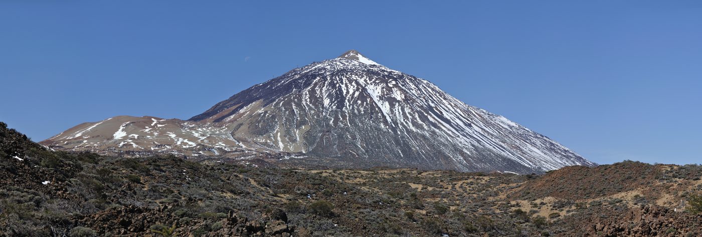Gründung des Nationalparks Teide auf Teneriffa.